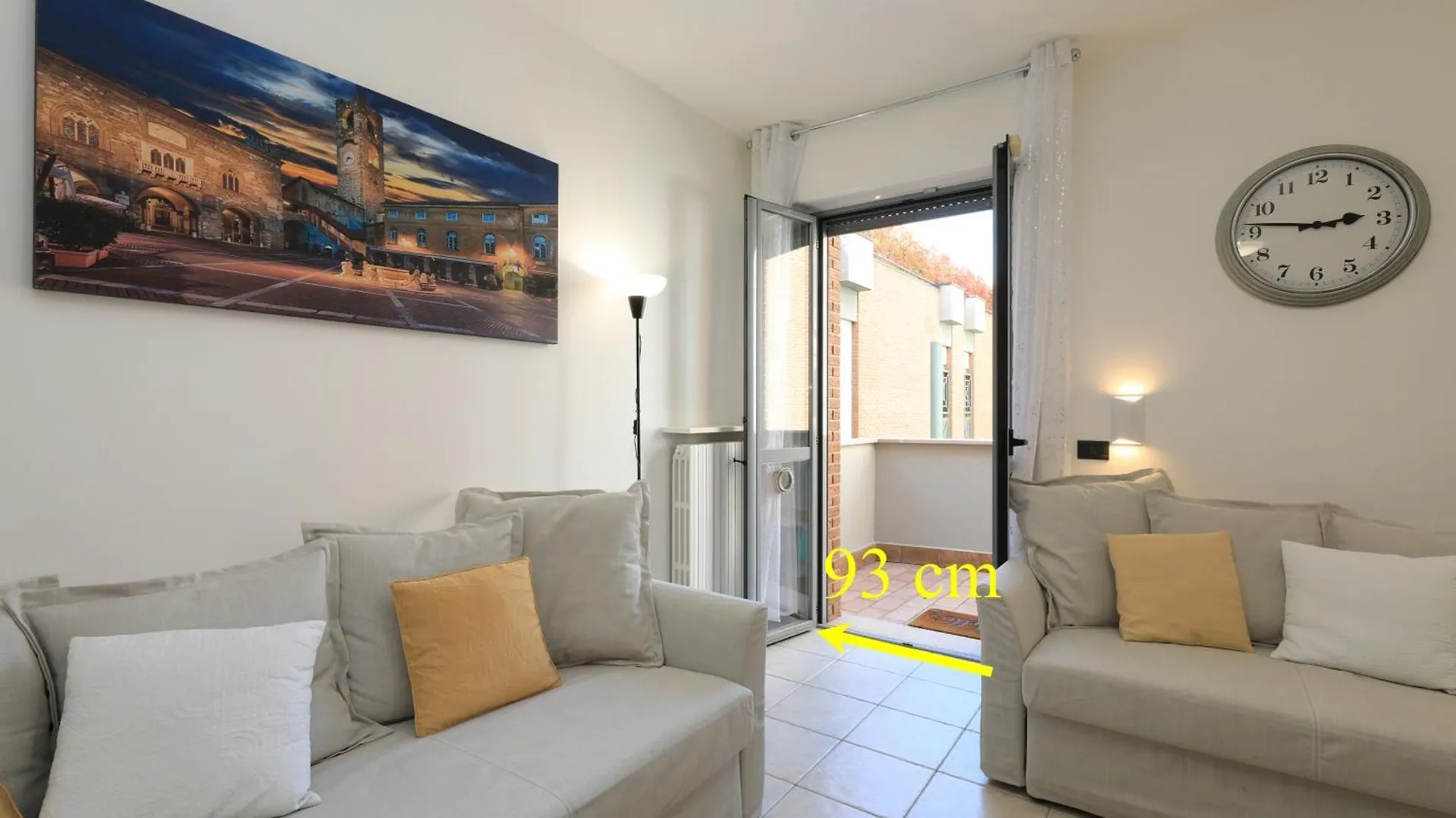 Central Luxury Apt W Garage Happy Home Bergamo 0*,